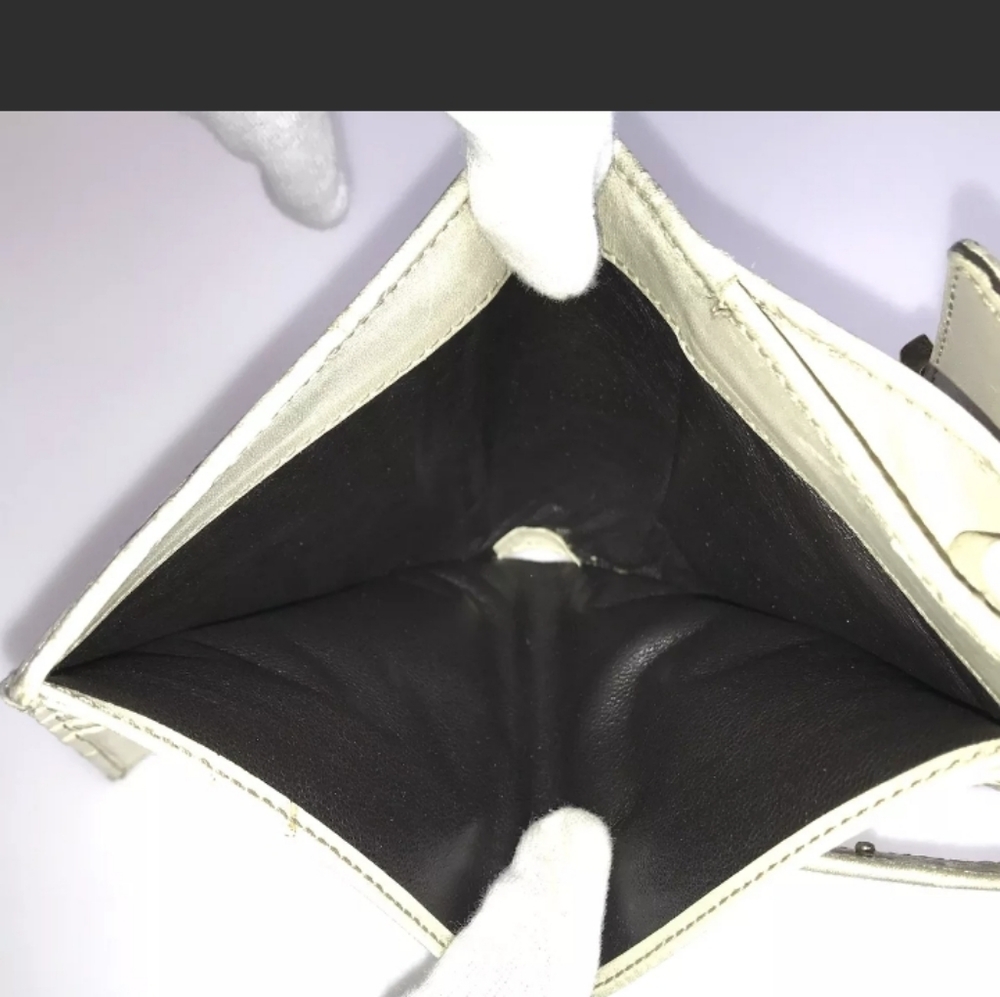 GUCCI🥳HP🥳Gucci GG White Leather Wallet - Picture 8 of 12